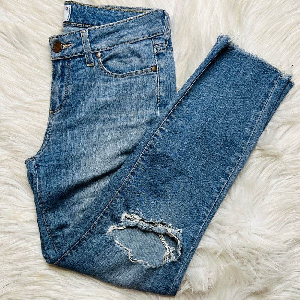 Paige Jayla Verdugo Cropped Distressed Jeans Light Wash Size 26